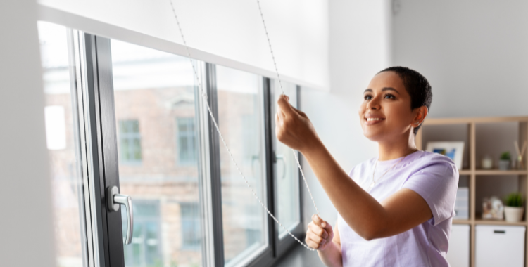 curtain installation Dubai